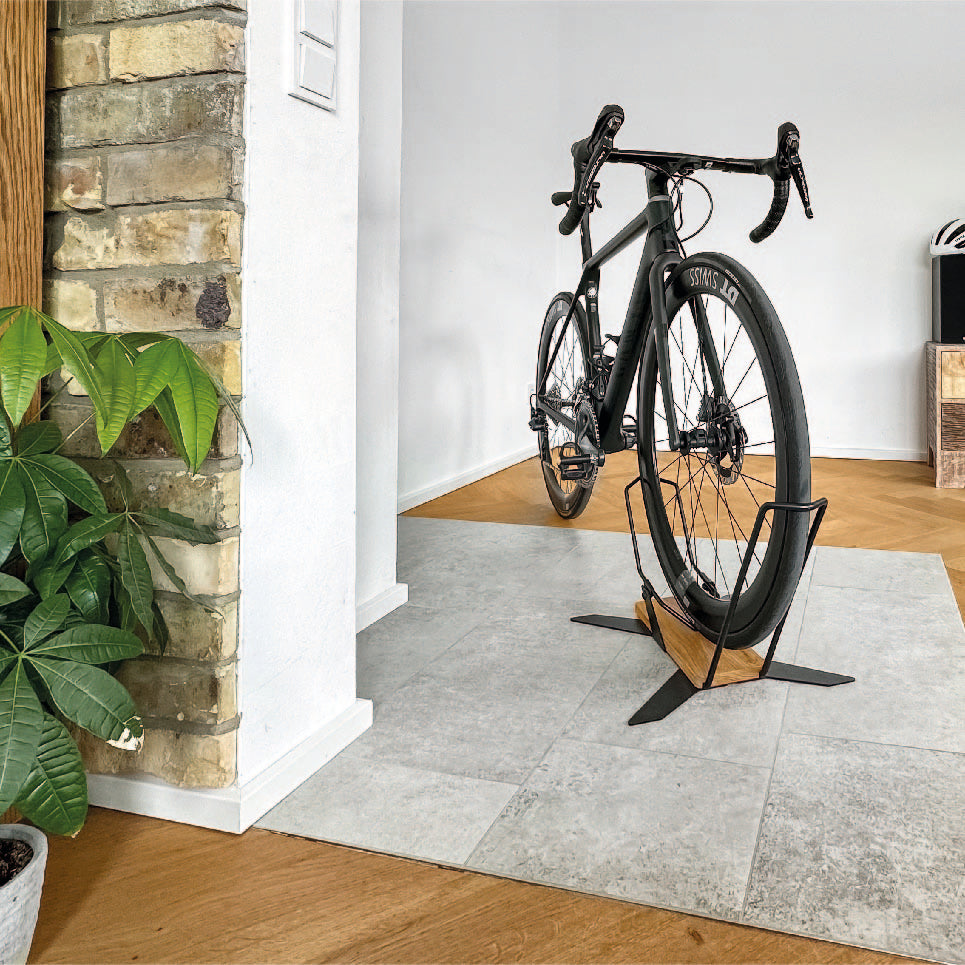 rennrad aufsteller Bike stand with tilting mechanism | X-STAND